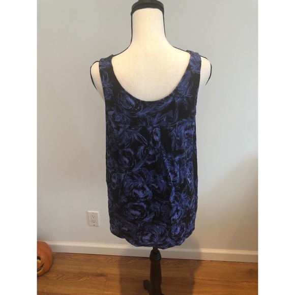 Ellen Tracy Floral Sleeveless Top - Picture 3 of 6